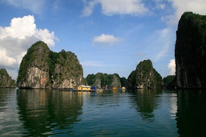 10-Day North Vietnam Cycling Adventure: From the Highland Tea Plantations of Moc Chau to the Limestone Karsts of Ha Long Bay